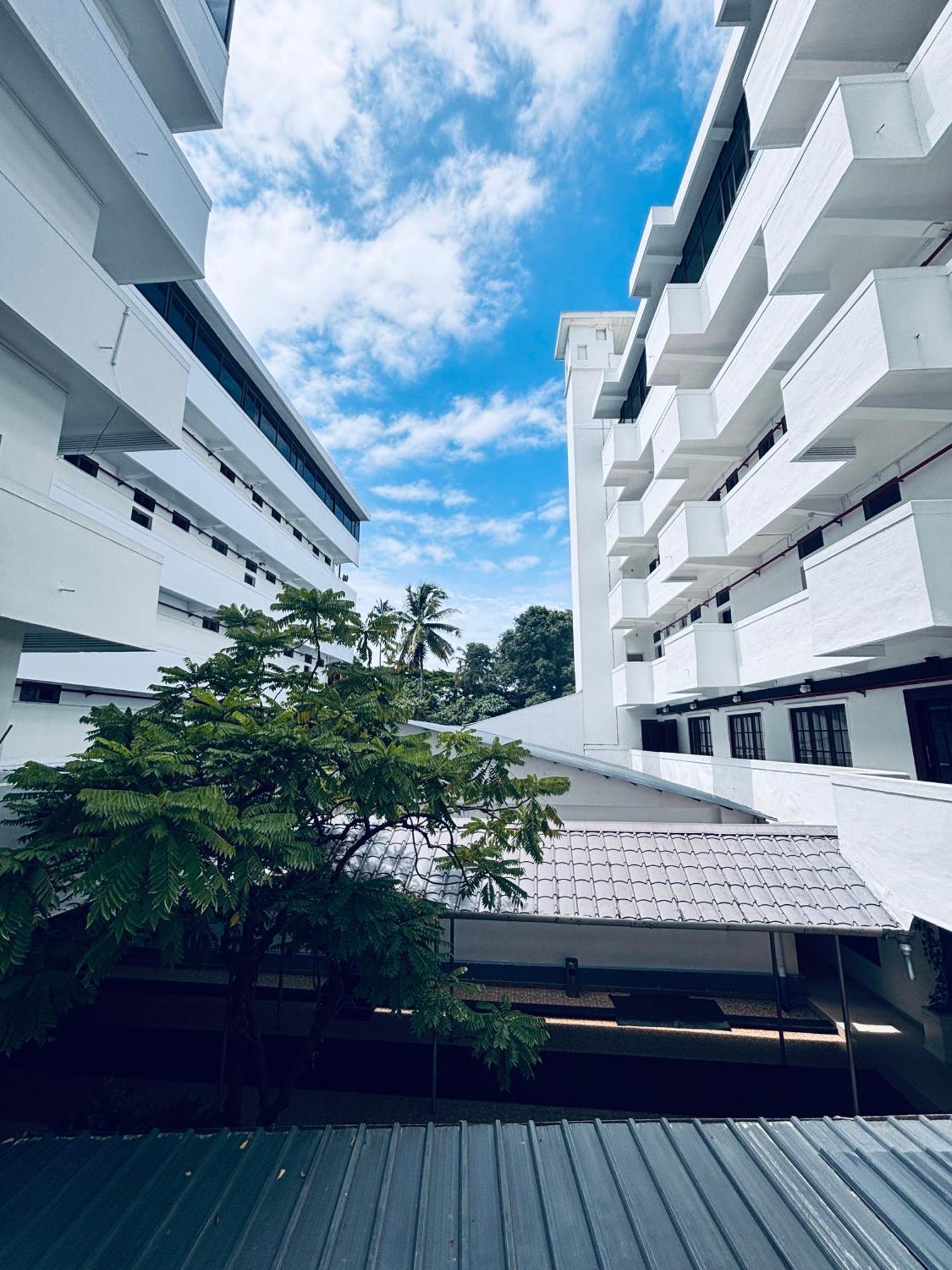 Maharani Hotel Kozhikode Luaran gambar
