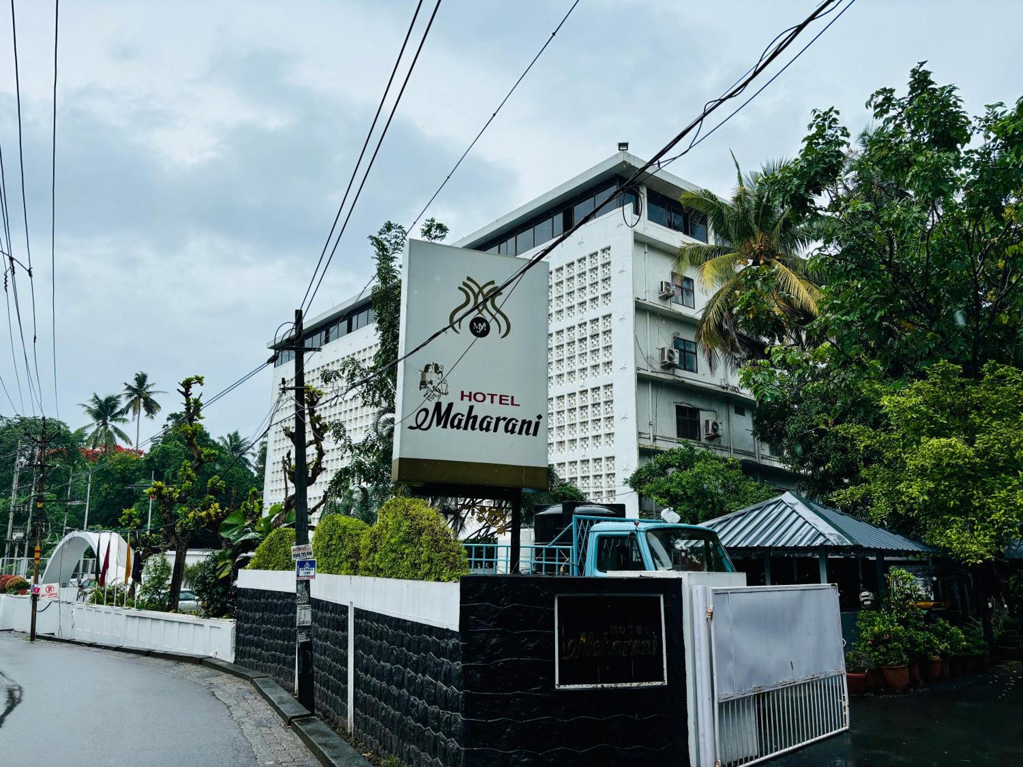 Maharani Hotel Kozhikode Luaran gambar